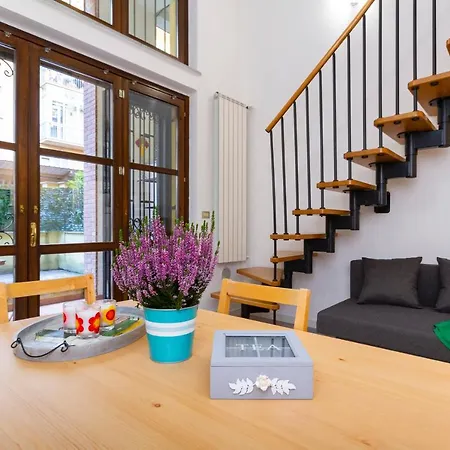 Loft - L'isola Che Non C'e. Turín